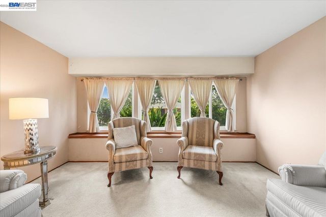748 Cornell Dr, Santa Clara, CA 95051