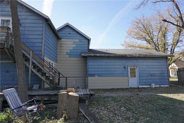 523 S 2nd Street, Winterset, IA 50273