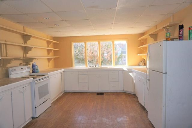 523 S 2nd Street, Winterset, IA 50273