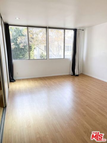 9221 Charleville Boulevard C, Beverly Hills, CA 90212