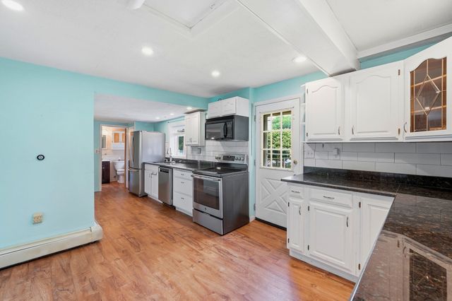 70 Muller Rd, Burlington, MA 01803