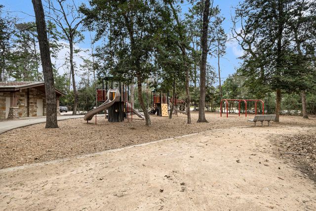 42 Sundown Ridge Place, Tomball, TX 77375