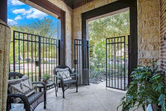 42 Sundown Ridge Place, Tomball, TX 77375