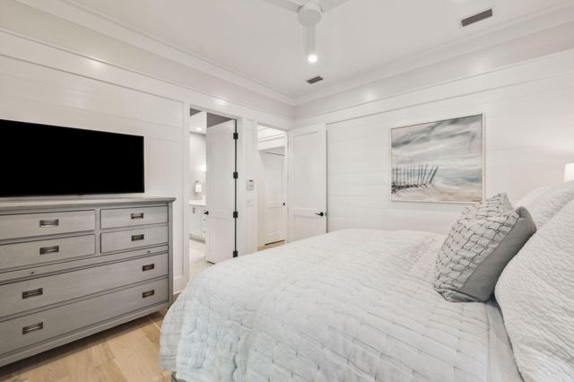 254 E Yacht Pond Lane, Watersound, FL 32461