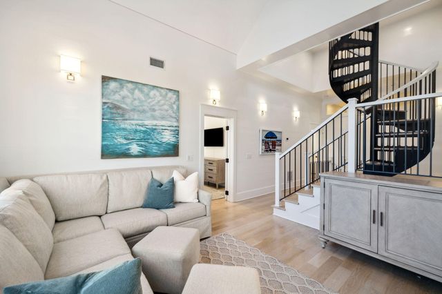 254 E Yacht Pond Lane, Watersound, FL 32461