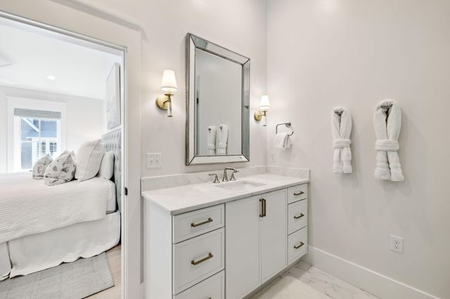 254 E Yacht Pond Lane, Watersound, FL 32461