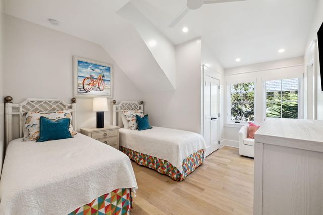 254 E Yacht Pond Lane, Watersound, FL 32461