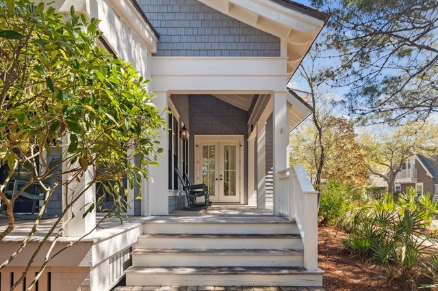 254 E Yacht Pond Lane, Watersound, FL 32461