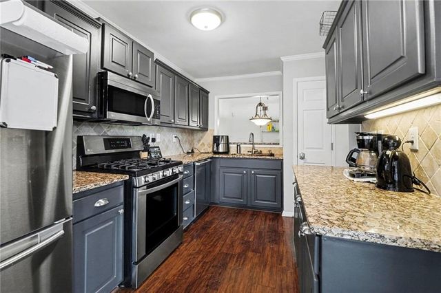 210 Riverview Drive, Marietta, GA 30067