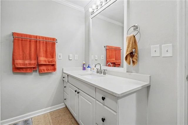 210 Riverview Drive, Marietta, GA 30067