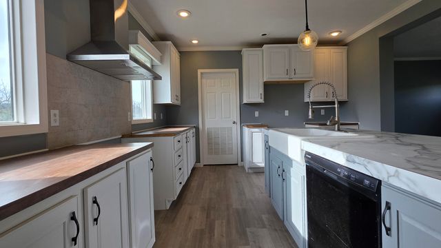 6350 Harmons Lick Road, Paint Lick, KY 40461