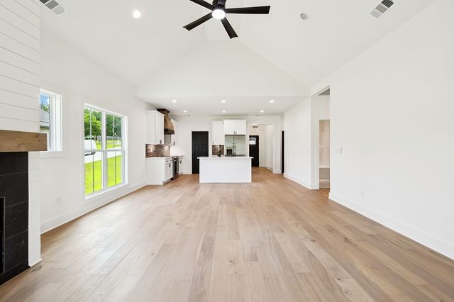 819 Oconnor St, Smithville, TN 37166