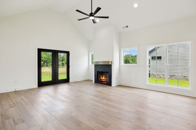 819 Oconnor St, Smithville, TN 37166