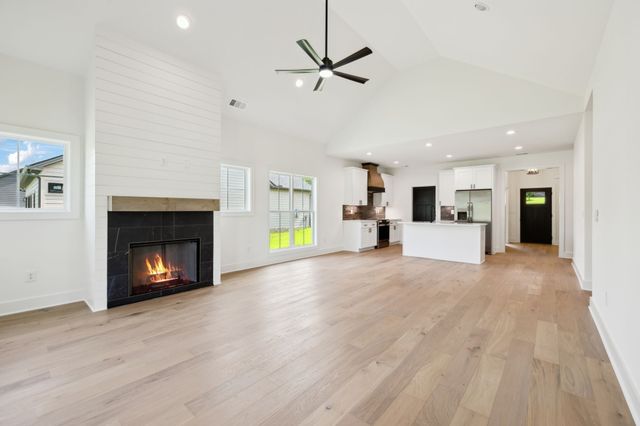 819 Oconnor St, Smithville, TN 37166