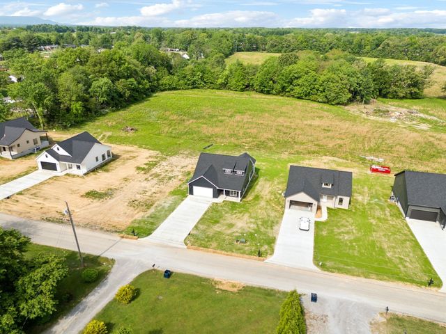 819 Oconnor St, Smithville, TN 37166