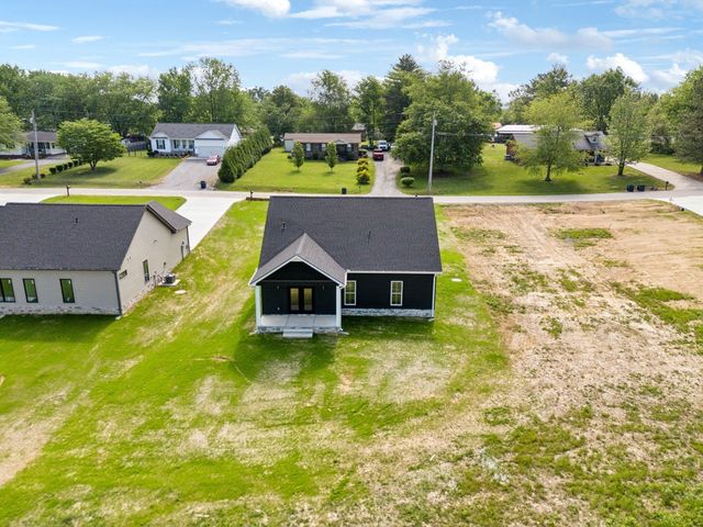 819 Oconnor St, Smithville, TN 37166