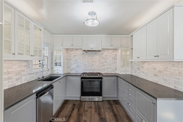 4959 Premiere Avenue, Lakewood, CA 90712