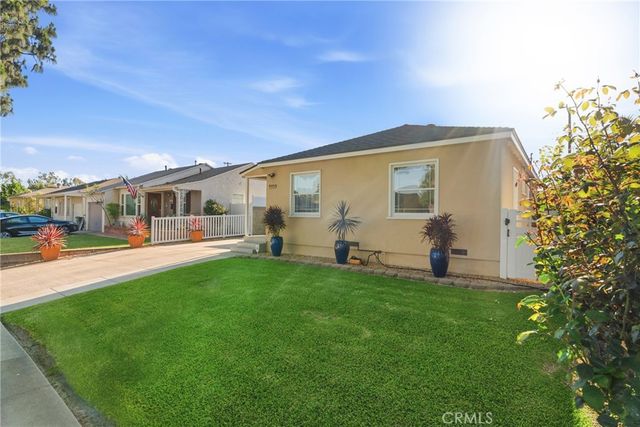 4959 Premiere Avenue, Lakewood, CA 90712