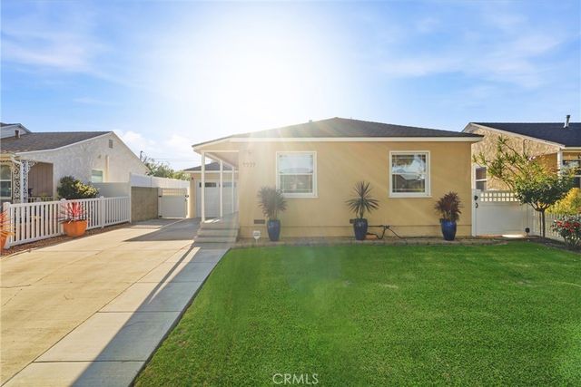 4959 Premiere Avenue, Lakewood, CA 90712