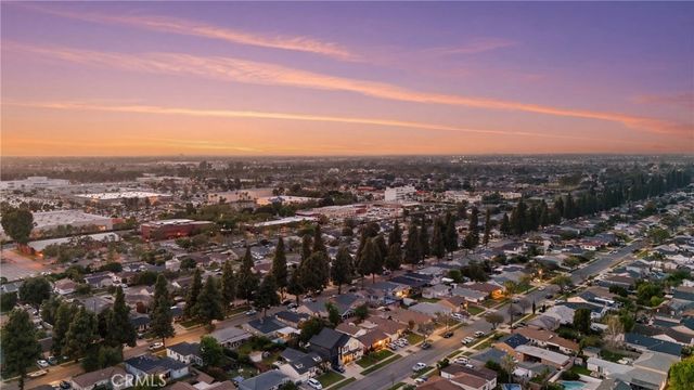 4959 Premiere Avenue, Lakewood, CA 90712