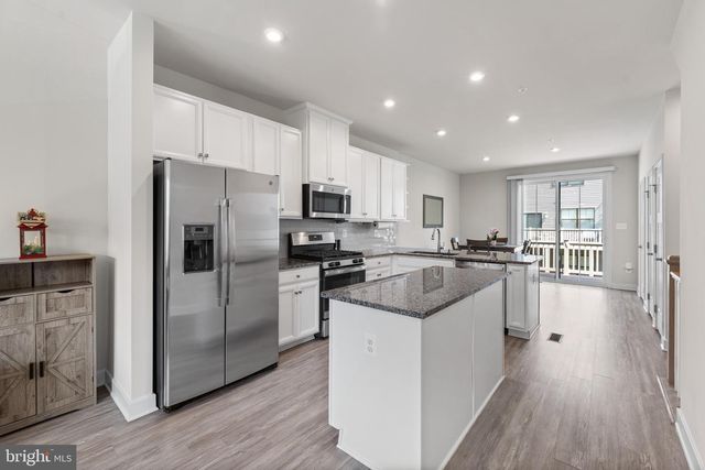 528 LEVANNA LN, Glen Burnie, MD 21060