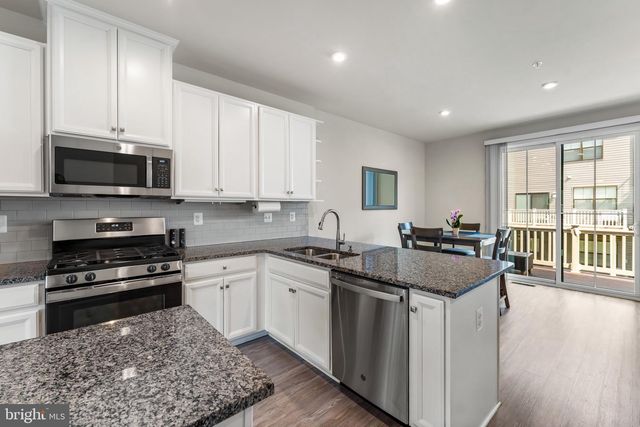 528 LEVANNA LN, Glen Burnie, MD 21060