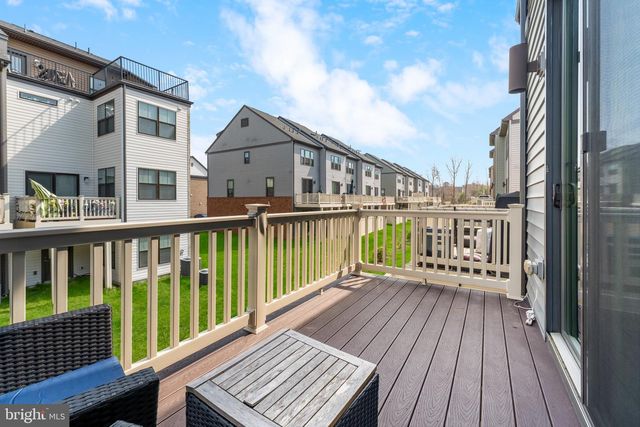 528 LEVANNA LN, Glen Burnie, MD 21060