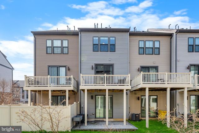 528 LEVANNA LN, Glen Burnie, MD 21060