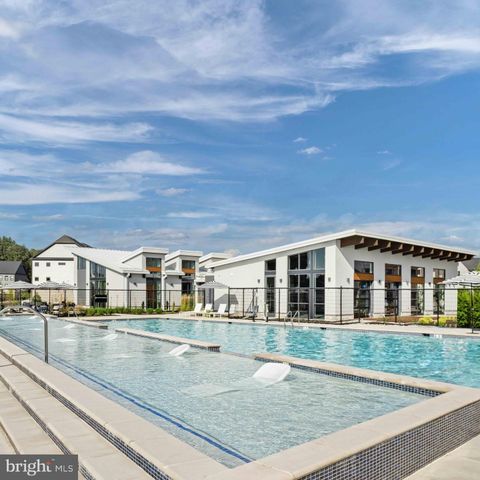 528 LEVANNA LN, Glen Burnie, MD 21060