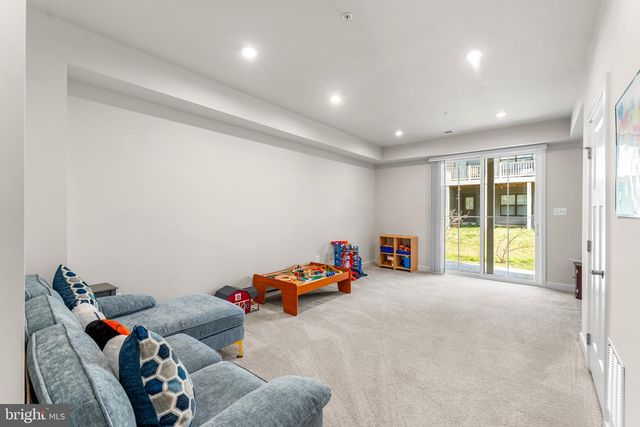 528 LEVANNA LN, Glen Burnie, MD 21060