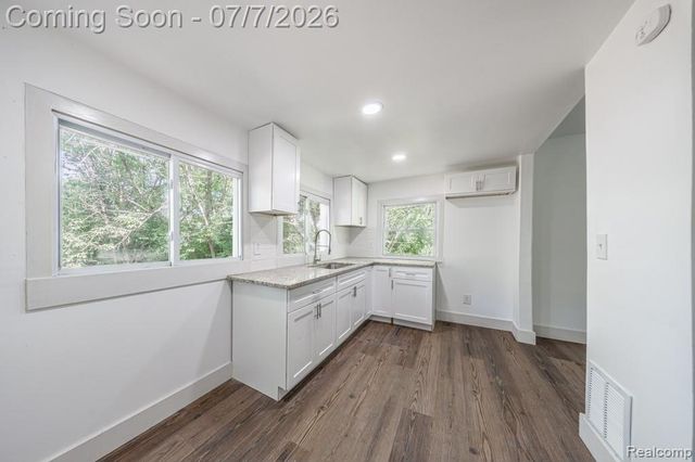 18486 Trinity Street, Detroit, MI 48219