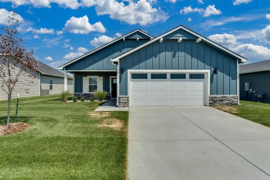 11392 W Scarlett Lane, Maize, KS 67101