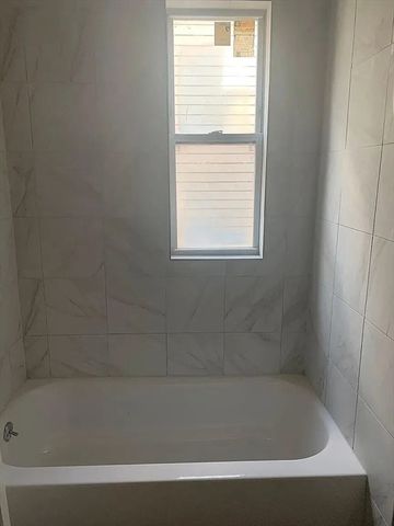 8 Mallard Ave 3, Boston, MA 02124