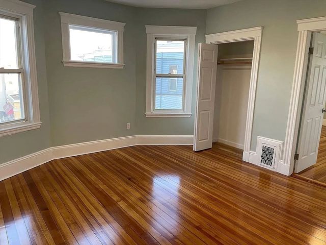 8 Mallard Ave 3, Boston, MA 02124