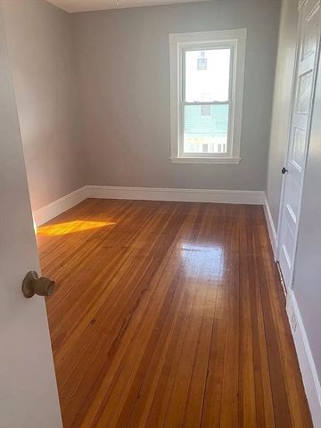 8 Mallard Ave 3, Boston, MA 02124