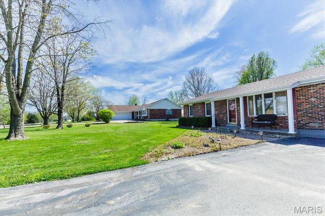 786 E Highway U, Troy, MO 63379