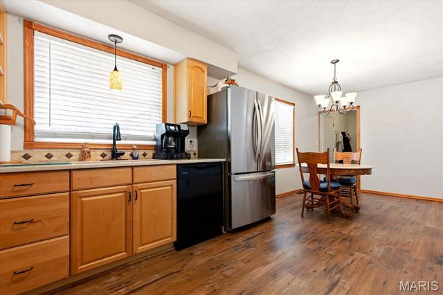 786 E Highway U, Troy, MO 63379