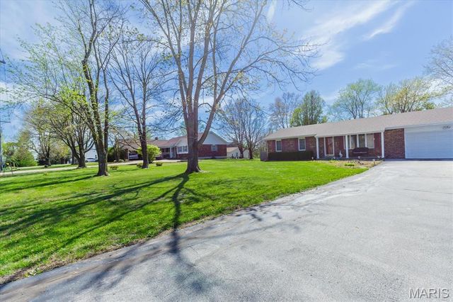 786 E Highway U, Troy, MO 63379