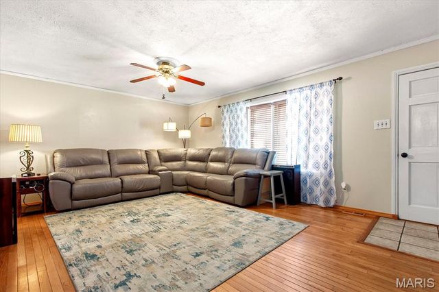 786 E Highway U, Troy, MO 63379