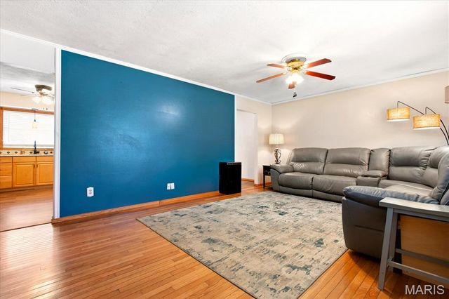 786 E Highway U, Troy, MO 63379
