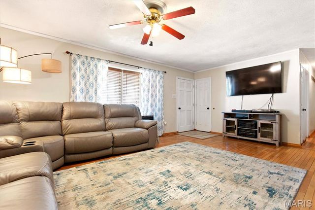 786 E Highway U, Troy, MO 63379