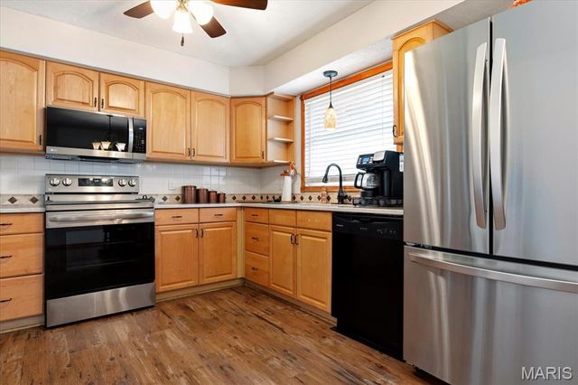 786 E Highway U, Troy, MO 63379