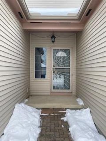 9192 Cambrian Commons Drive, Columbus, OH 43240