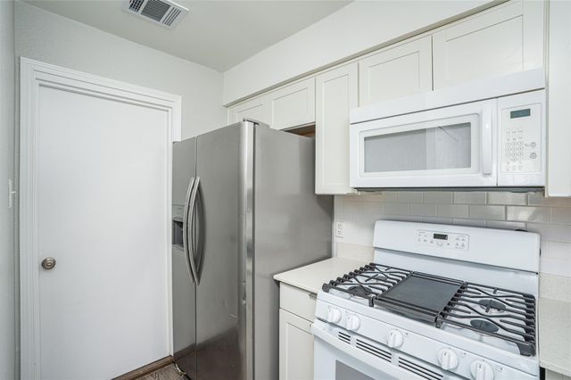5911 Kevin Kelly PL, Austin, TX 78727