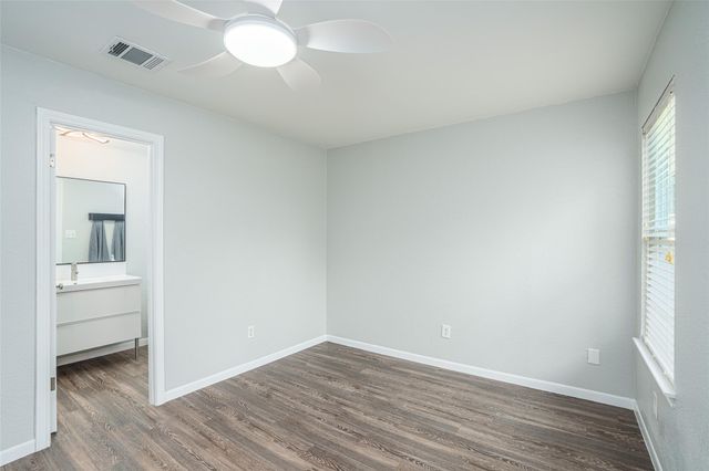 5911 Kevin Kelly PL, Austin, TX 78727