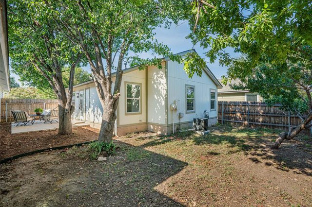 5911 Kevin Kelly PL, Austin, TX 78727