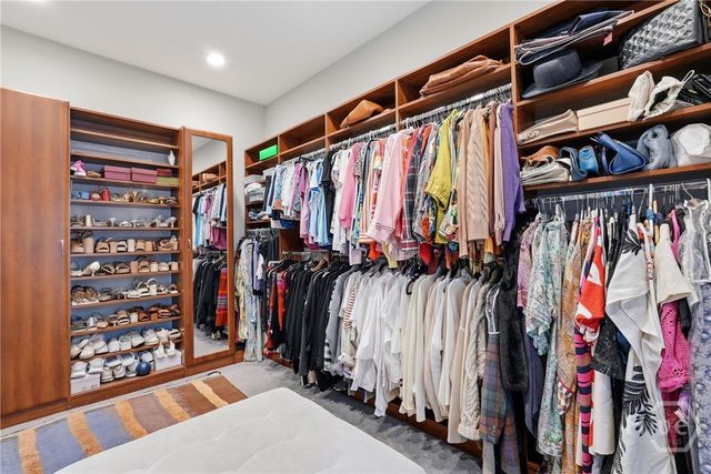 5 Springpine Lane, Savannah, GA 31411