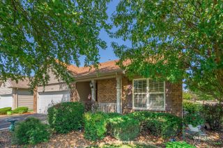 17120 Carlislie Lane, Lockport, IL 60441