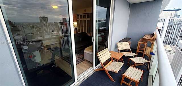 50 Biscayne Blvd 4603, Miami, FL 33132