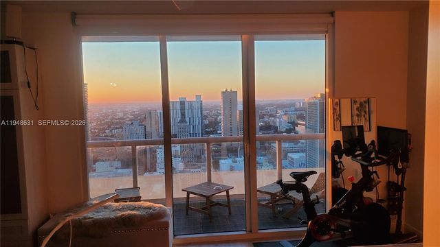 50 Biscayne Blvd 4603, Miami, FL 33132